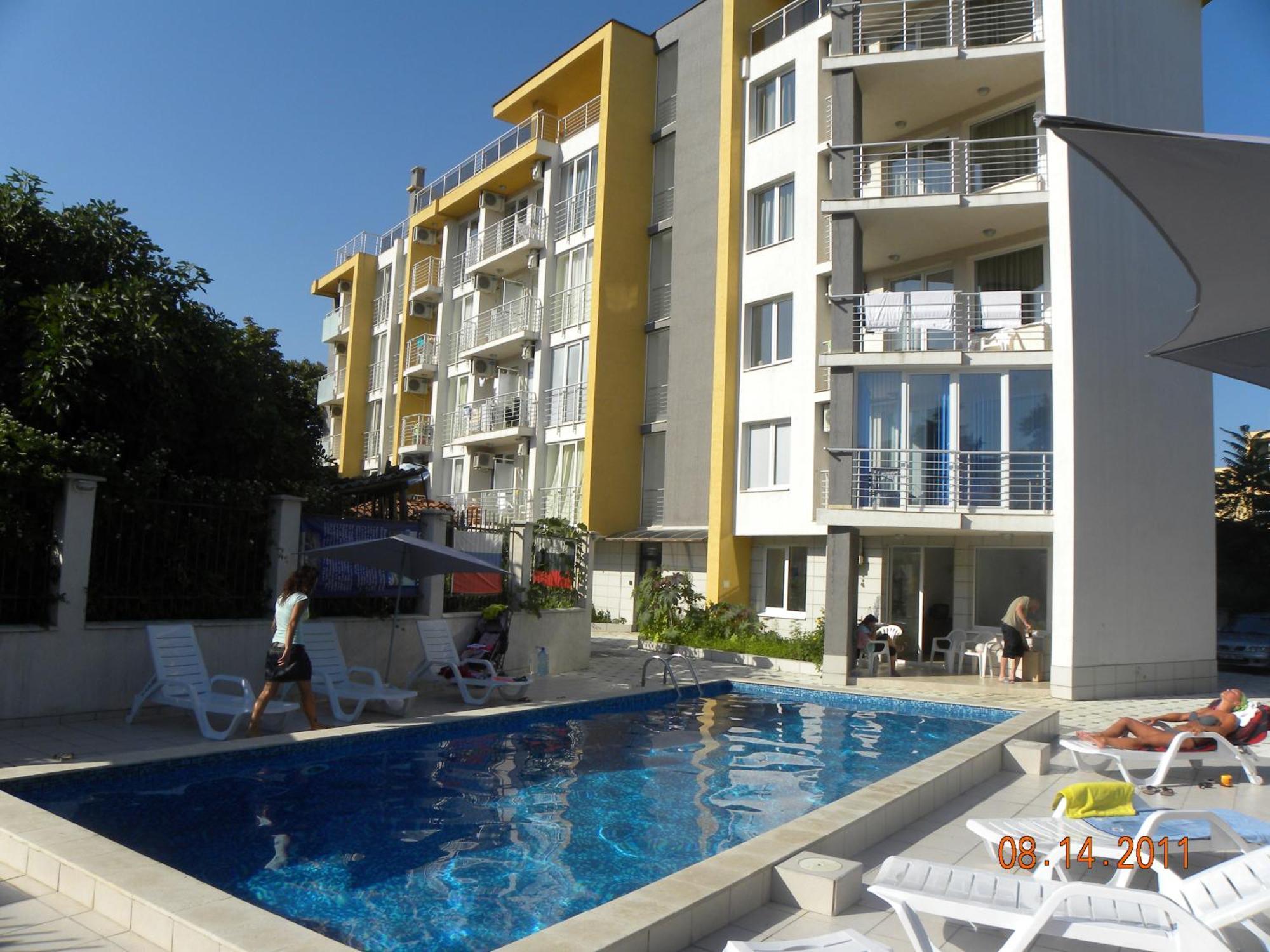 Apartcomplex New Tawn Обзор Екстер'єр фото